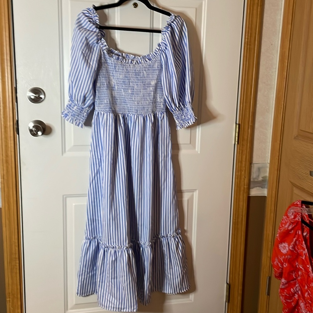 NWOT SHEIN polyester elastic top short sleeve blue/white striped dress, Size M